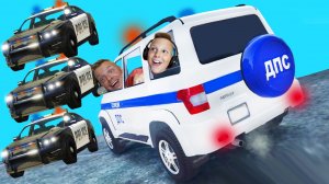 Полицейский УАЗ Патриот против ПОЛИЦИИ в GTA5 Letsplay от Игорюшины ИгрУши
