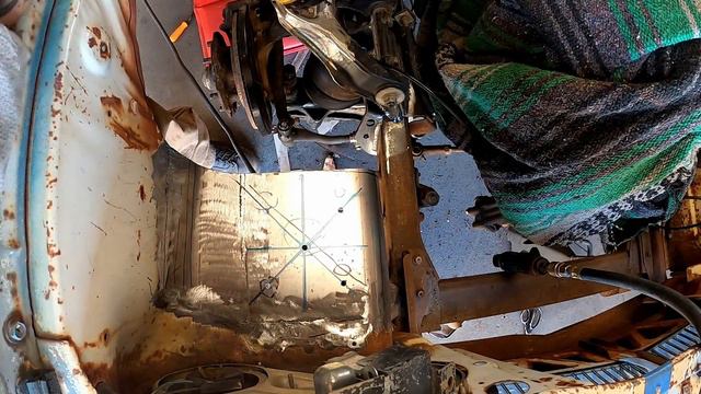 BUILDING CUSTOM FENDER WELLS. Tie rods, Fire wall tubs, && Rust repair. ((1977 Datstun 620.)) смотреть онлайн