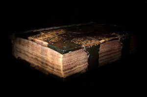 РОДОВАЯ КНИГА МЁРТВЫХ. СПАСЕНИЕ ДЛЯ МНОГИХ. ДЛЯ ВСЕХ. ВЕДЬМИНА ИЗБА  ИНГА ХОСРОЕВА