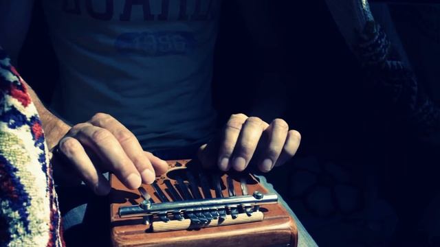 KALIMBA Sky Jam Percussion, 9 petterns / Игра на калимбе Sky Jam Percussion смотреть онлайн