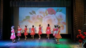 Детский танцевальный коллектив ЦКД  «Кристалл»