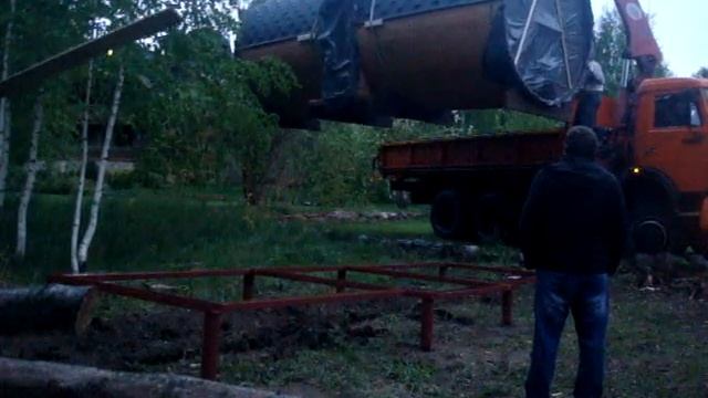 СТЫКОВКА СОЮЗА БАНИ-БОЧКИ "ЭКСКЛЮЗИВ" И СВАЙНО-ВИНТОВОГО ФУНДАМЕНТА ПРОШЛА УСПЕШНО (19.05.2015) смотреть онлайн