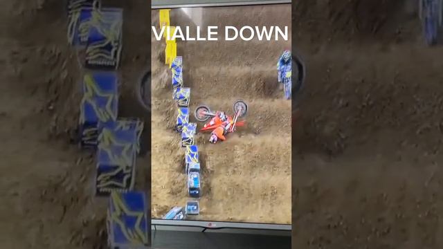 TOM VIALLE GOING DOWN IN THE WHOOPS #crash #supercross #trending #viral