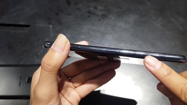 Samsung Galaxy J4 plus Indonesia | Unboxing Samsung J4 Plus смотреть онлайн