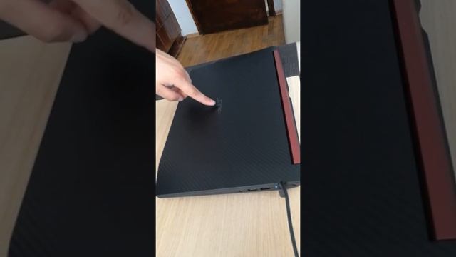 Acer Nitro 5 laptop - bending screen