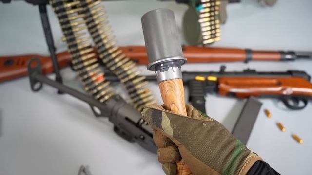 WW2 Toy Gun - German Army - MG42 Nerf Gun and Airsoft -Luger P08- MP40 - Kar98k- Toy Guns collectio