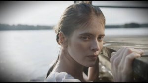 Русалка на озере , видео на камеру. Невероятно, они существуют!