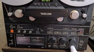 Катушечный магнитофон Tascam 3030
