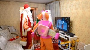 Дед Мороз пришел в гости. 2017 год