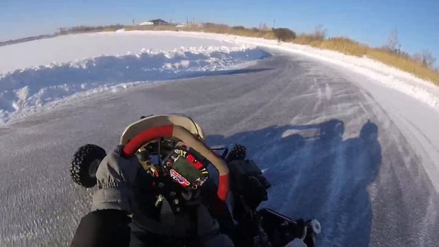 Winter karting rotax max round 3 uniсar. Ice karting. Зимний картинг Омск ,,Уникар" (2 этап 2021) смотреть онлайн