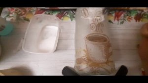 Декупаж стеклянной банки под кофе.