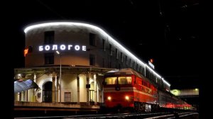 На Петербург проследует скоростной поезд, отойдите от края платформы!