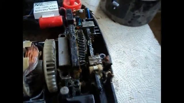 как устроен электролобзик HANDER