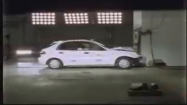 Краш-тест "Daewoo Lanos" (EuroNCAP)