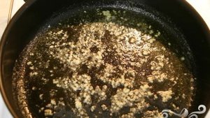 Курица-гриль с пастой и томатным соусом
