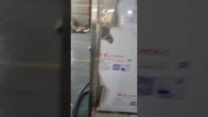 Линия по производству сухого корма для собак, кошек и рыб. Размер и форма гранул регулируется.