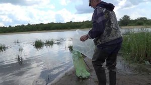 РЫБАК НА ДЗЕРЖИНСКОМ ЗАТОНЕ ОБРЫБИЛСЯ