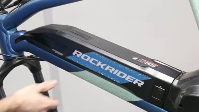 Comment remplacer la batterie sur le vélo électrique eST900 ? смотреть онлайн
