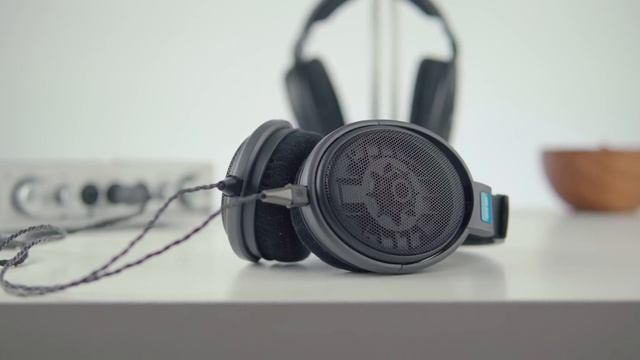 The NEW HD600!! смотреть онлайн