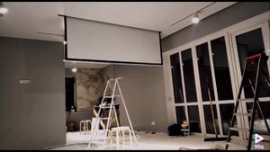 Вмонтированный экран проектора в натяжной потолок?
