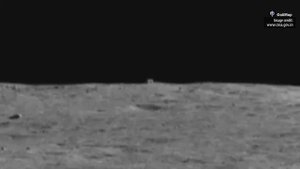 «Таинственная хижина» на Луне: Китайский луноход сфотографировал непонятный объект