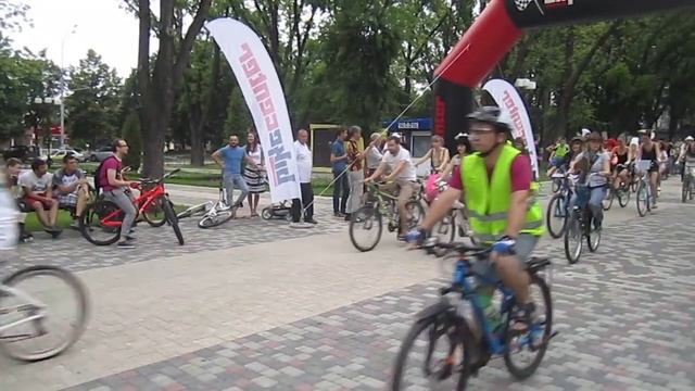 МиссВело Краснодар 2015 (часть 1, Старт) смотреть онлайн