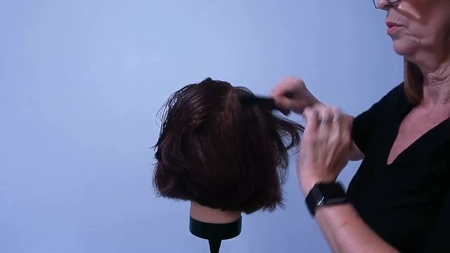 Choppy Bob Haircut Tutorial смотреть онлайн