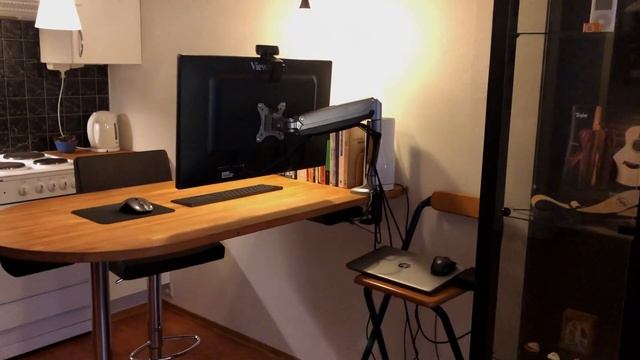 Mac Mini (2018) Mounted Under Table and New Monitor ViewSonic 27" VA2719-2K. смотреть онлайн