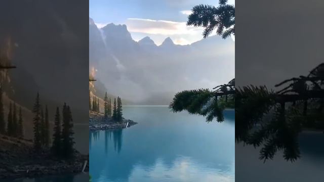 Beautiful Moraine Lake 😱😍💙❤ in Banff National Park, Canada 🇨🇦