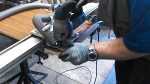 Распил ЛДСП лобзиком без сколов