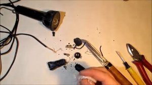 Ремонт автомобильного фонарика от прикуривателя СССР