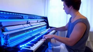 Dance Monkey Peter Buka vs Peter Bence