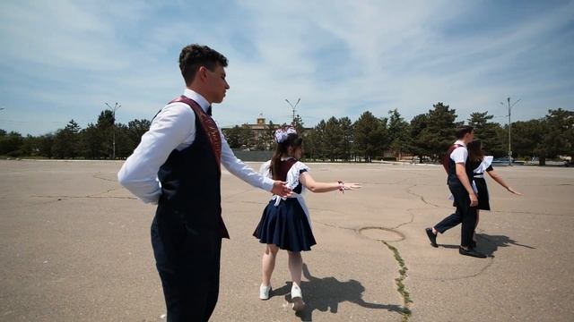 ВАЛЬС 2 смотреть онлайн