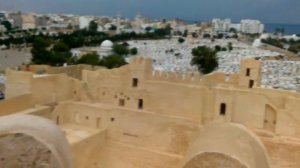 Тунис на башне крепости