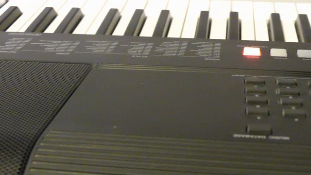 Yamaha PSR-EW400 home keyboard ...for pros too? смотреть онлайн