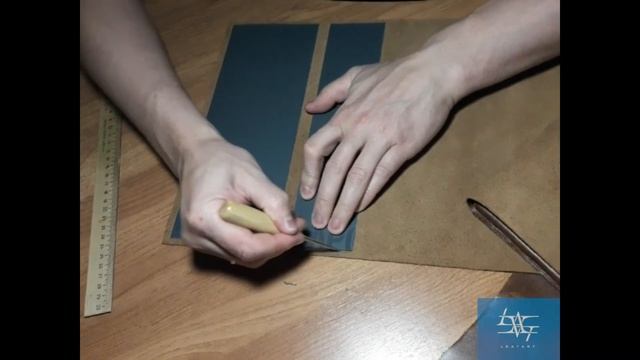 Чехол для планшета своими руками из кожи/Leather tablet case with your own hands смотреть онлайн