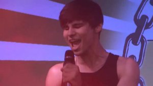 Никита Ломакин. "Девочка на шаре" (Стас Пьеха cover). Киев, Gogol BARdello, 05.07.2014.