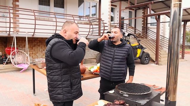 МЯСО МЕДВЕДЯ на МАНГАЛЕ. ШАШЛЫК из МЕДВЕДЯ. ENG SUB