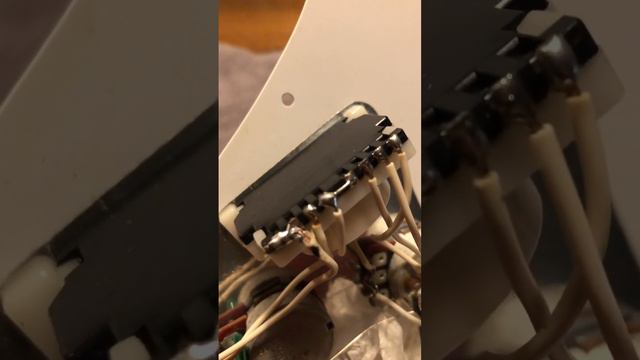 Strat bridge pu tone mod with import switch смотреть онлайн