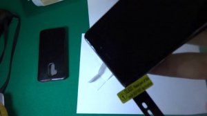 Как ПРАВИЛЬНО наклеить защитное стекло на телефон Очень Хитрый Способ