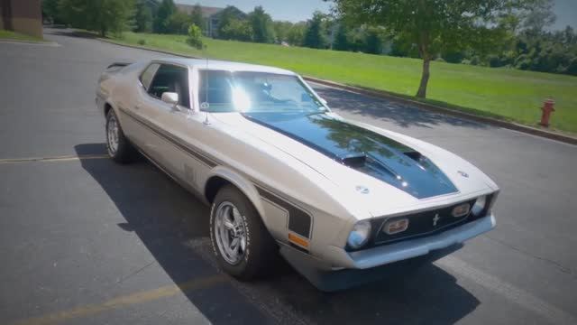 1972 Ford Mustang Mach 1