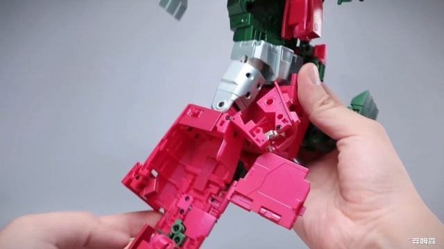 Transformers Stop Motion：Fanstoys FT-51 Chomp(Skullcruncher) Headmasters  Manual By Mangmotion