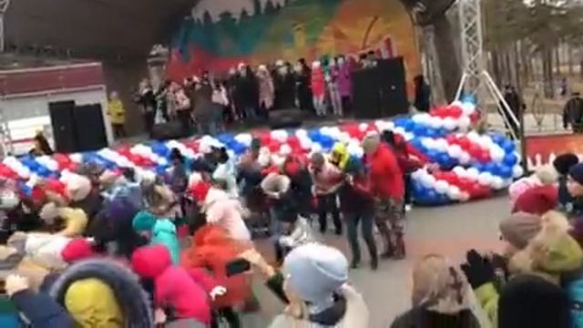 Танец " ГИМН" Угол зрения!