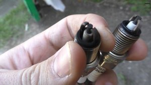 Двигатель после обкатки 1000 км | Смотрим свечи, масло, фильтр [Toyota Vista, 3S-FE]