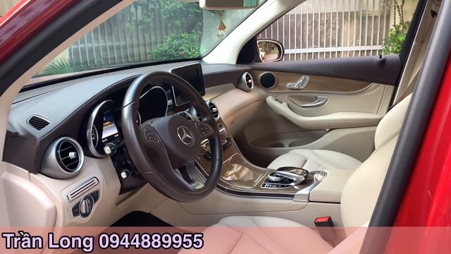 Tiết kiệm hơn 500 triệu ! Mercedes Benz GLC 250 2018 Cực mới  Màu đỏ  nội thất kem  Trần Long