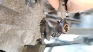 Rear Brake Hose Replacement - Nissan X-Trail T30