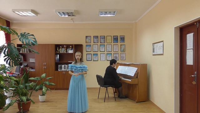 Муз.М.Глинки, сл. А.Пушкина "Я помню чудное мгновенье" исполняет Алёшина Ева Евгеньевна смотреть онлайн