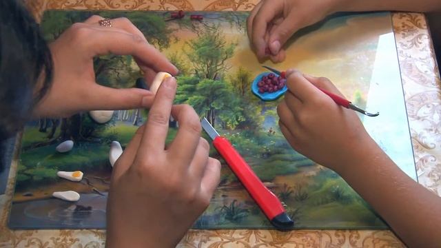 Лепим из полимерной глины Умную собачку Соню смотреть онлайн