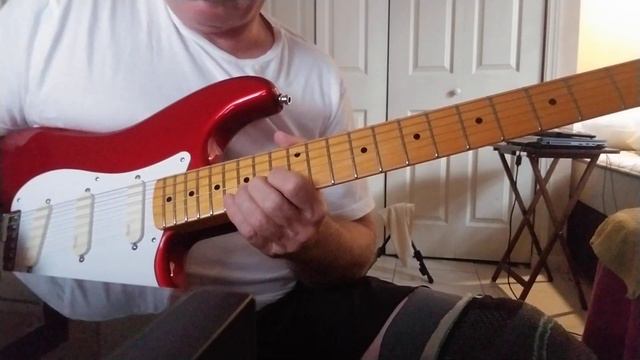 AVRI 1957 RI Fender stratocaster DG20 EMG смотреть онлайн