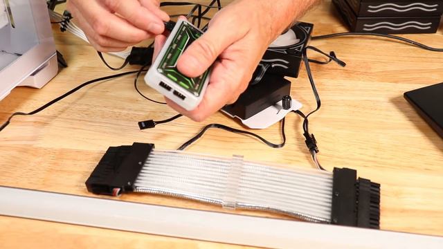 Razer Chroma RGB controller review смотреть онлайн